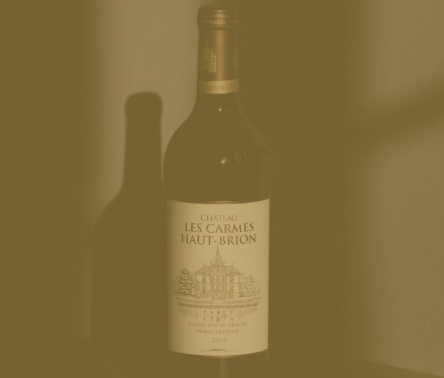 Les Carmes Haut Brion wine bottle